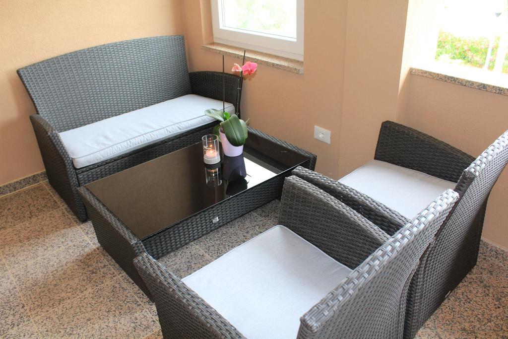 Apartment Nikolena Rovinjsko Selo Exteriör bild